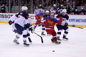 Российские юниоры проиграли хоккеистам США на чемпионате мира в Челябинске