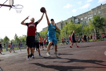 Красногорский «Альянс» победил в открытом районном турнире по стритболу в День Еманжелинска