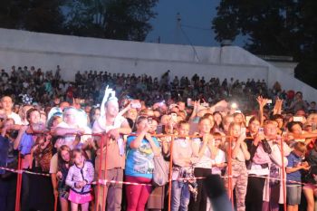 В Еманжелинске в День города планируется выступление популярной группы 90-х «Комиссар»