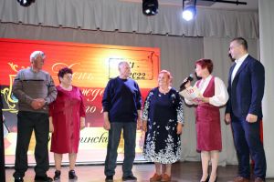 Жители Батуринского отметили День поселка и чествовали достойных земляков