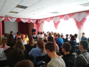 Сотрудники ОМВД России по Еманжелинскому району провели встречи со школьниками