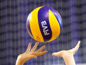Волейболисты Еманжелинска провели два домашних межрайонных турнира
