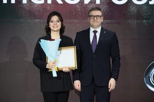 Полина Коротнева из Еманжелинска награждена премией губернатора