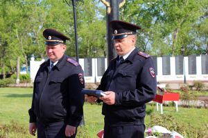 В Еманжелинске прошел торжественный развод личного состава отдела внутренних дел, посвященный 300-летию российской полиции