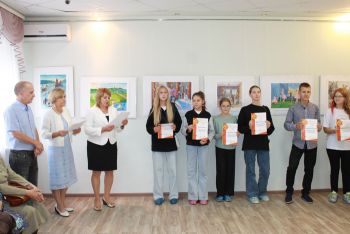 В еманжелинском музее открылась выставка работ учащихся школы искусств им. Фридриха Липса