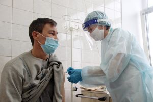 Жителей Еманжелинского района прививают от коронавируса пока только в городской больнице из-за особенности хранения вакцины