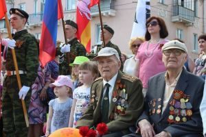 Президент России: ветераны войны в апреле-мае получат юбилейные единовременные выплаты