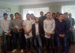 Специалисты службы занятости Еманжелинска поздравили выпускников филиала Первомайского техникума