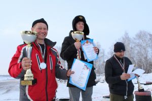Около 80 мотогонщиков из Челябинской, Свердловской областей и Башкортостана участвовали в соревнованиях в Еманжелинском районе