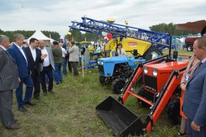 Завод мини-тракторов из Еманжелинска принял участие в сельскохозяйственной выставке «День поля-2021»