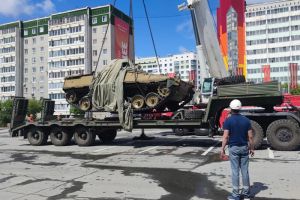 В Челябинск из Верхней Пышмы отправляется трофейная техника НАТО