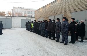 Во время операции «Район» в Еманжелинске задержали женщину, которая находилась в федеральном розыске