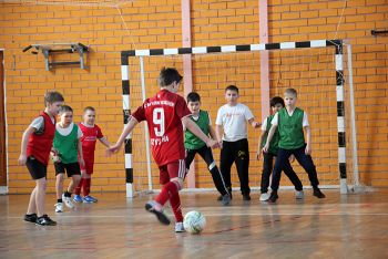 В Еманжелинске прошел турнир по мини-футболу в зале среди начальных классов школ Еманжелинска
