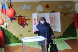 В Еманжелинском районе полным ходом идет первый день голосования за депутатов Государственной Думы