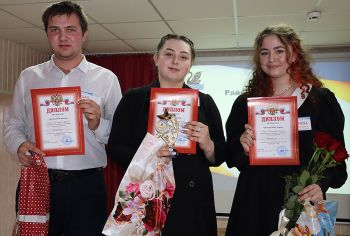 Конкурс Еманжелинского района «Ученик года-2023» выиграла Марина Мангатова из школы № 16