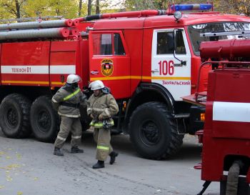 В Еманжелинском районе пожарные спасли человека