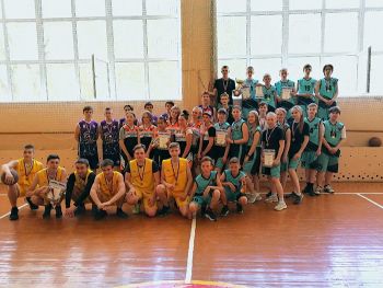 В Зауральском Еманжелинского района прошел открытый турнир по баскетболу «Выпускник-2021»