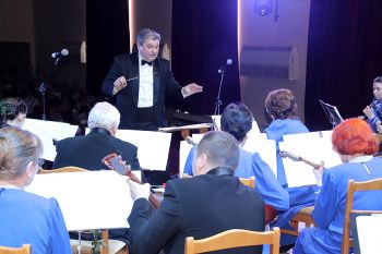 Еманжелинский муниципальный русский оркестр «Садко» дал большой юбилейный концерт