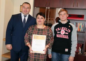 Два еманжелинских педагога стали победителями всероссийских конкурсов