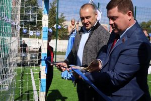 В Еманжелинске торжественно открыли новое футбольное поле и XII сезон Кубка «НОВАТЭК» – «Шаг к большому футболу!»