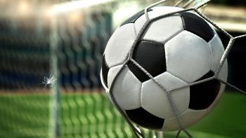 Еманжелинские футболисты проиграли первую встречу финальной серии первенства области «Урожай»