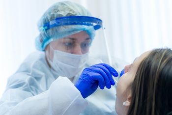 По официальным данным в Челябинской области жертвами коронавируса за все время пандемии стали 2018 человек