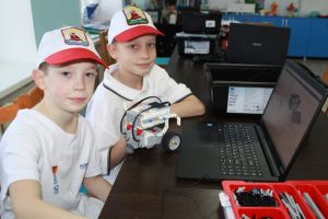 Красногорские школьники стали бронзовыми призерами областного турнира по робототехнике