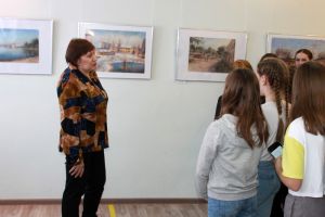 В Еманжелинске открылась выставка работ челябинского художника Владислава Ваганова