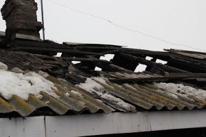 В Еманжелинском районе во время пожара хозяйку частного дома спасли соседи