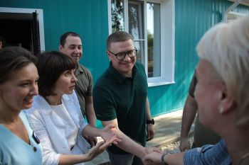 Глава Челябинской области Алексей Текслер несколько дней на этой неделе работает в городах ДНР – Ясиноватой и Волновахе