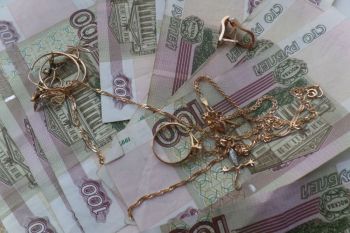 Еманжелинец в Чебаркуле украл золотые украшения на сумму около 400 тысяч рублей