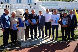 Накануне Дня физкультурника в Еманжелинске чествовали тренеров и ведущих спортсменов