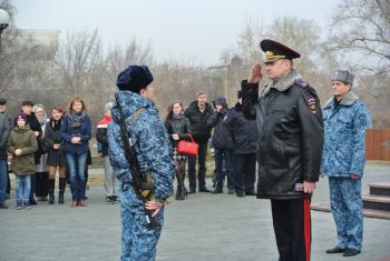Вчера утром, 7 апреля, из Кизляра в родной город вернулся еманжелинский полицейский