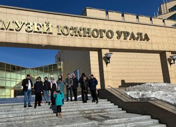 Еманжелинские мотоциклисты вместе с воспитанниками центра помощи детям «Искорка» посетили музеи Челябинска