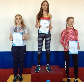 Легкоатлеты из Красногорского Еманжелинского района завоевали медали в Троицке