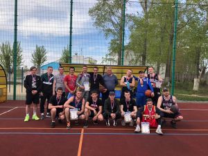 «БК-Еманжелинск» выиграл баскетбольный турнир среди мужских команд, посвященный Дню Победы