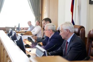 Депутаты-единоросы Челябинской области предлагают сохранить меры социальной поддержки для граждан, достигших предпенсионного возраста