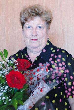 Жительница Еманжелинска Валентина Ольховская составила семейное древо из восьми поколений