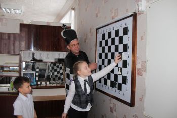 В новом учебном году в ДДТ «Алый парус» Еманжелинского района открылось объединение дополнительного образования «Шах и мат»