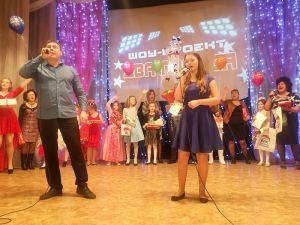 Школьники из поселка Красногорского Еманжелинского района стали участниками вокального шоу «Два голоса»