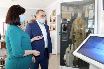 В еманжелинском историко-краеведческом музее появилось интерактивное оборудование