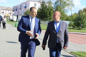 В поселке Красногорском с рабочим визитом побывал вице-губернатор Евгений Голицын