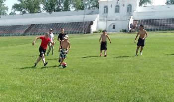 В Еманжелинске прошло первенство по футболу среди команд лагерей дневного пребывания
