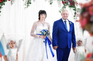В Еманжелинском районе в День всех влюбленных союз скрепили узами брака четыре пары