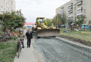 На этой неделе в Еманжелинске начались ремонтные работы на улице 8 Марта