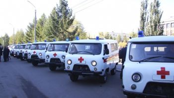 Автопарк еманжелинской горбольницы пополнился новым автомобилем «скорой помощи»