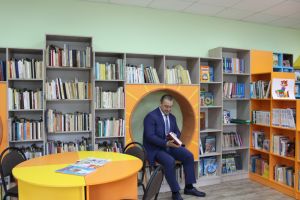 В поселке Батуринском Еманжелинского района после капитального ремонта открылась библиотека