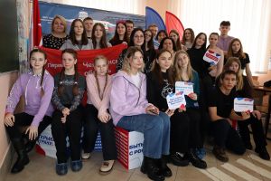 Еманжелинские школьники отправились на международную выставку-форум «Россия»