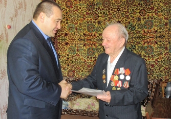 Участник войны Александр Варфоломеевич Суханов из Еманжелинска получил сертификат на приобретение жилья