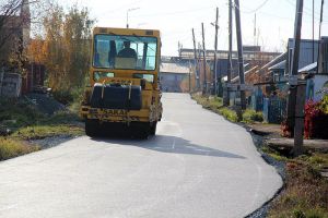 В Еманжелинске заасфальтировали улицу Жукова